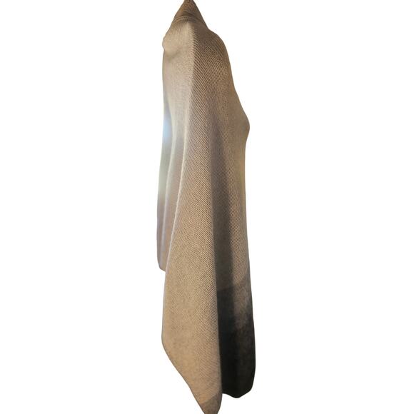 100% Peruvian Alpaca Grey Ombre Poncho "The Fisher Project" Eileen Fisher One Sz - Picture 9 of 14